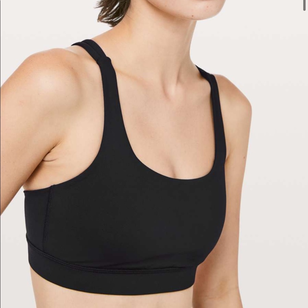 RARE Lululemon Energy Bra *Lunar New Year*
Black - gold logo!!